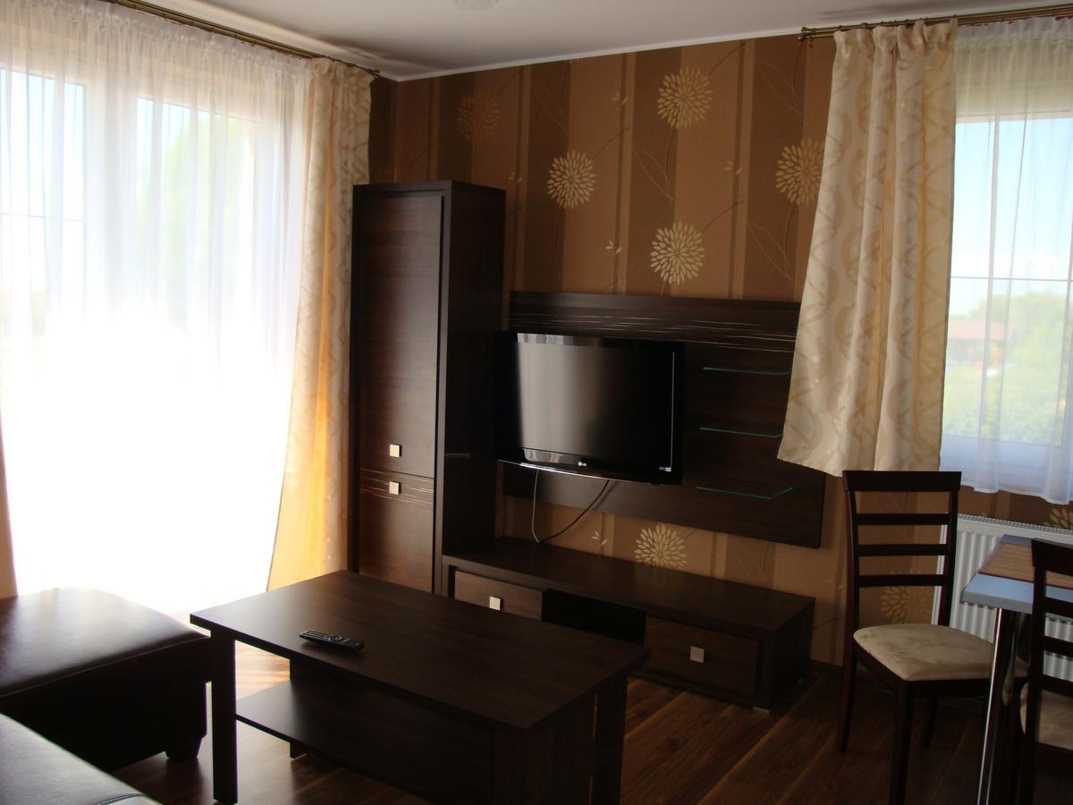 Wczasy Royal Apartment Jastarnia Bagian luar foto
