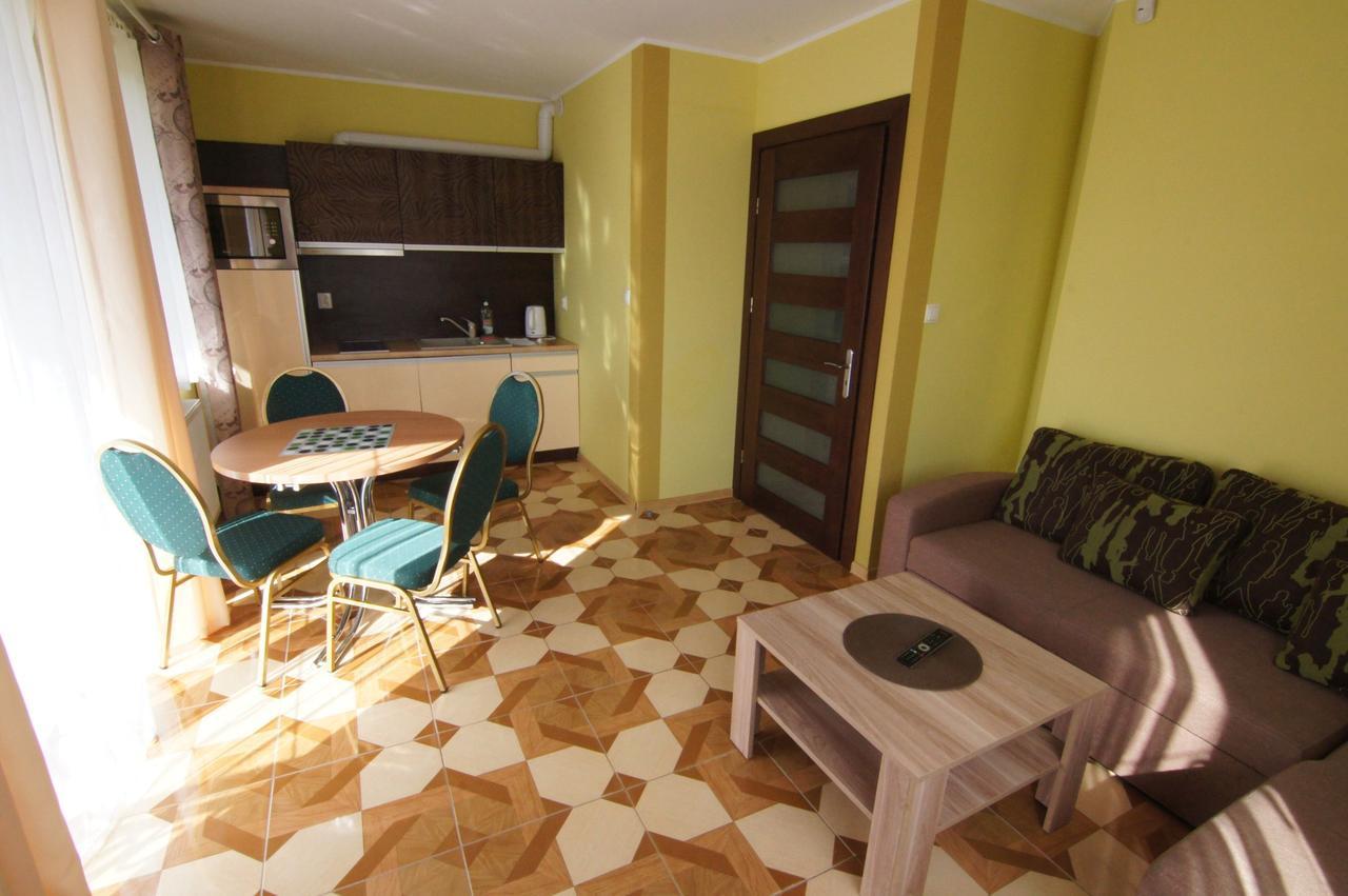 Wczasy Royal Apartment Jastarnia Bagian luar foto